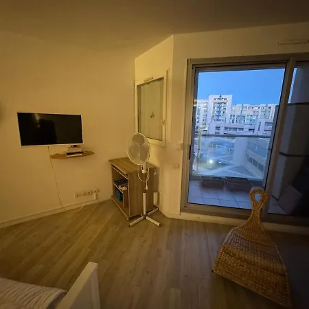Apartment Grand Face *